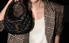 美国色情三级欧美三级苦月亮